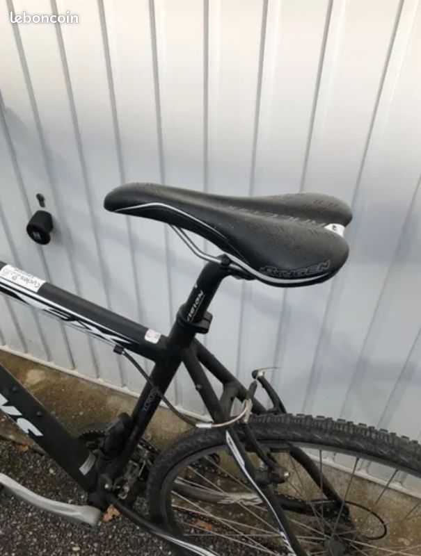 Vélo de marque Stevens (image 5)