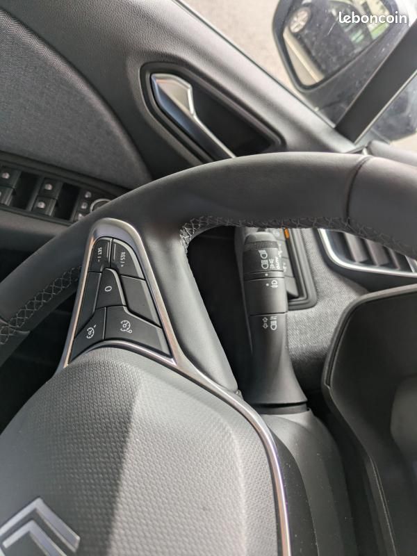 Renault Clio V E-TECH FULL HYBRID 145CH GSR2 TECHNO (image 9)