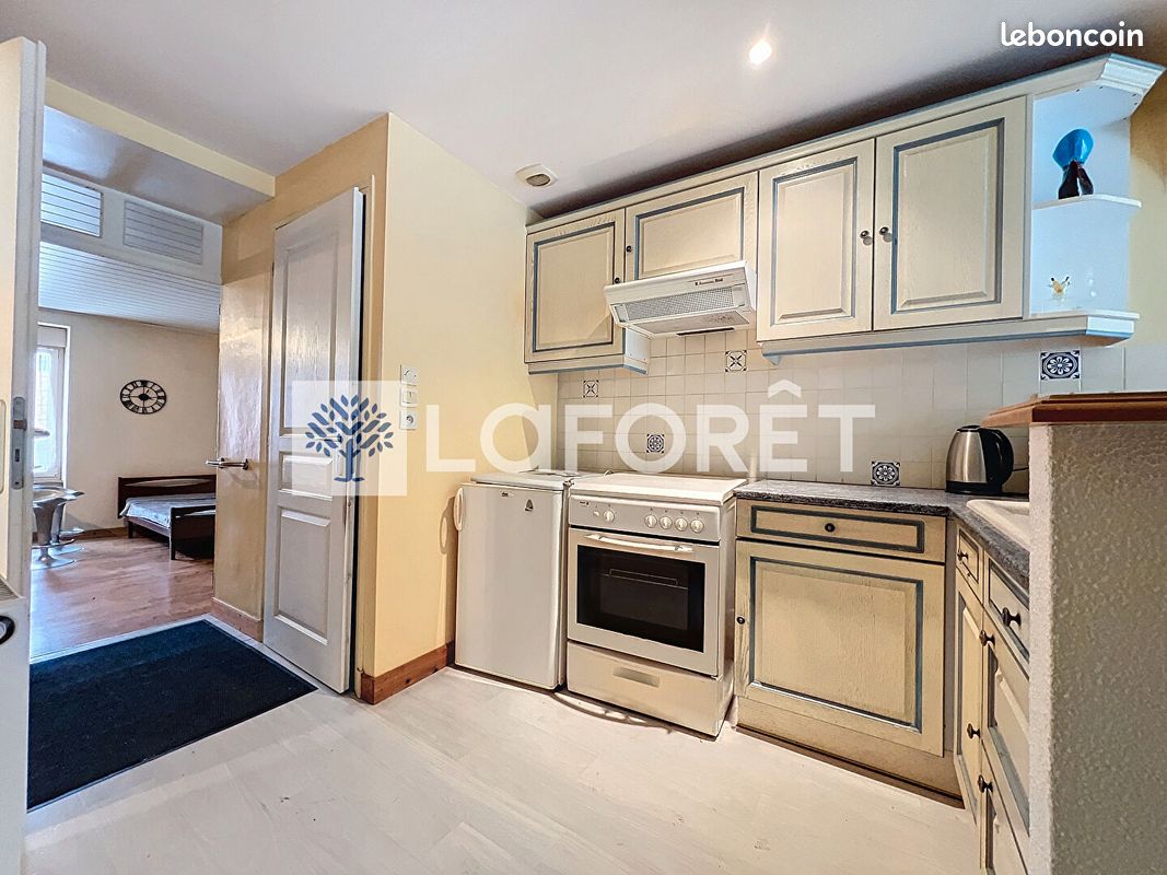 Maison 6 pièces 111 m² - Bressuire 79300 (image principale 4)