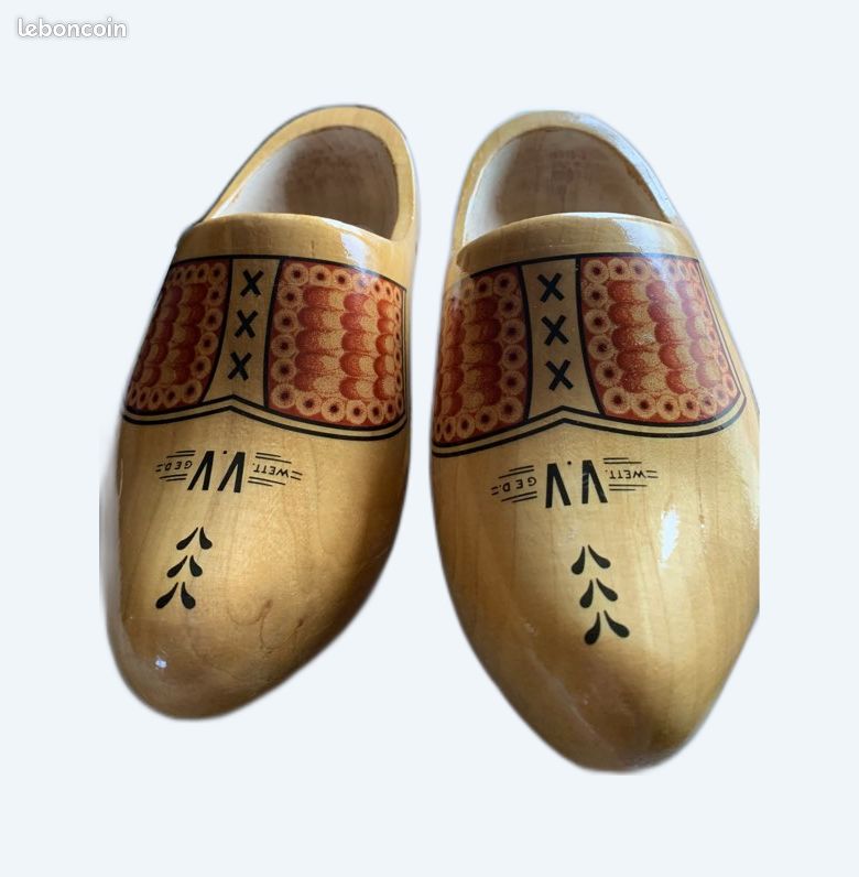 Sabot en bois (image 1)