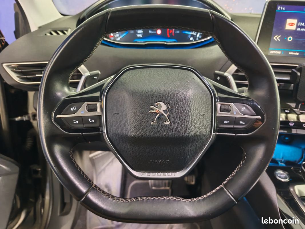 PEUGEOT 3008 1.2 PureTech 130ch Allure EAT6 - 2017 - Suivi complet Peugeot - Climatisation - i-Cockpit - Carplay (image 9)