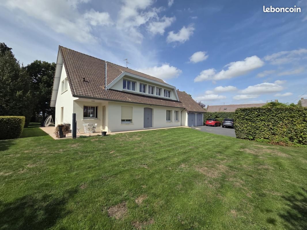 Maison 10 pièces 220 m² · à Cambrai · 220 m² · 395 000 €