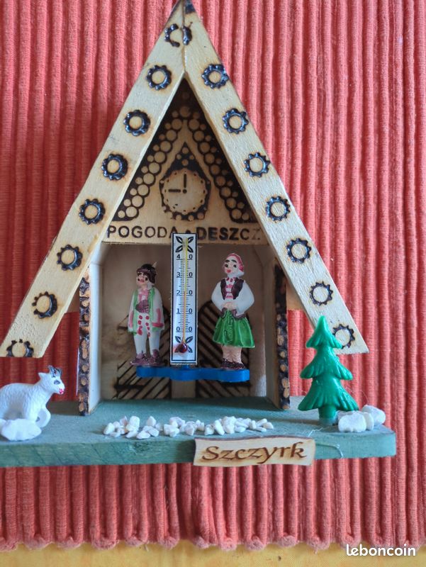 Maisonnette en bois avec le thermomètre (image 1)