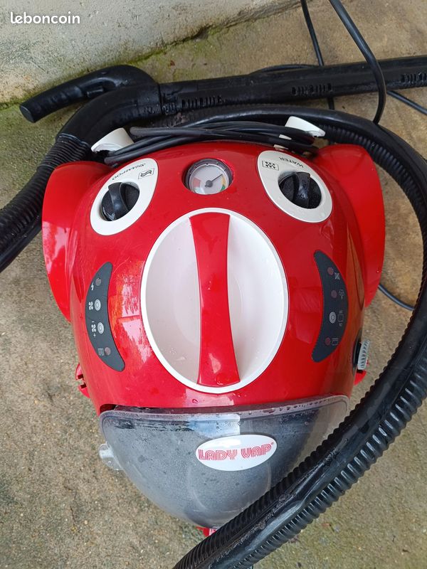 Aspirateur vapeur Lady Vap + tous accessoires + fer  repasser -  lectromnager