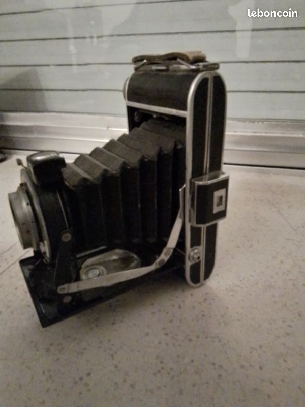 Appareil photo ancien Lumière folding 6x9 (image 2)
