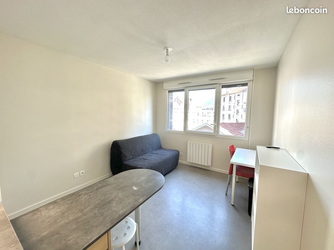 Appartement 1 pièce 18 m² · à Grenoble · 18 m² · 524 €/mois