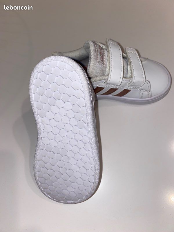 Basket Adidas bébé (image 1)