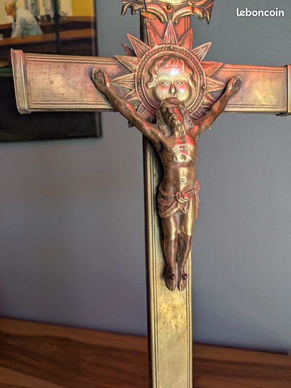 Croix de procession bronze crucifix Christ XVIIIe art sacré (image 4)