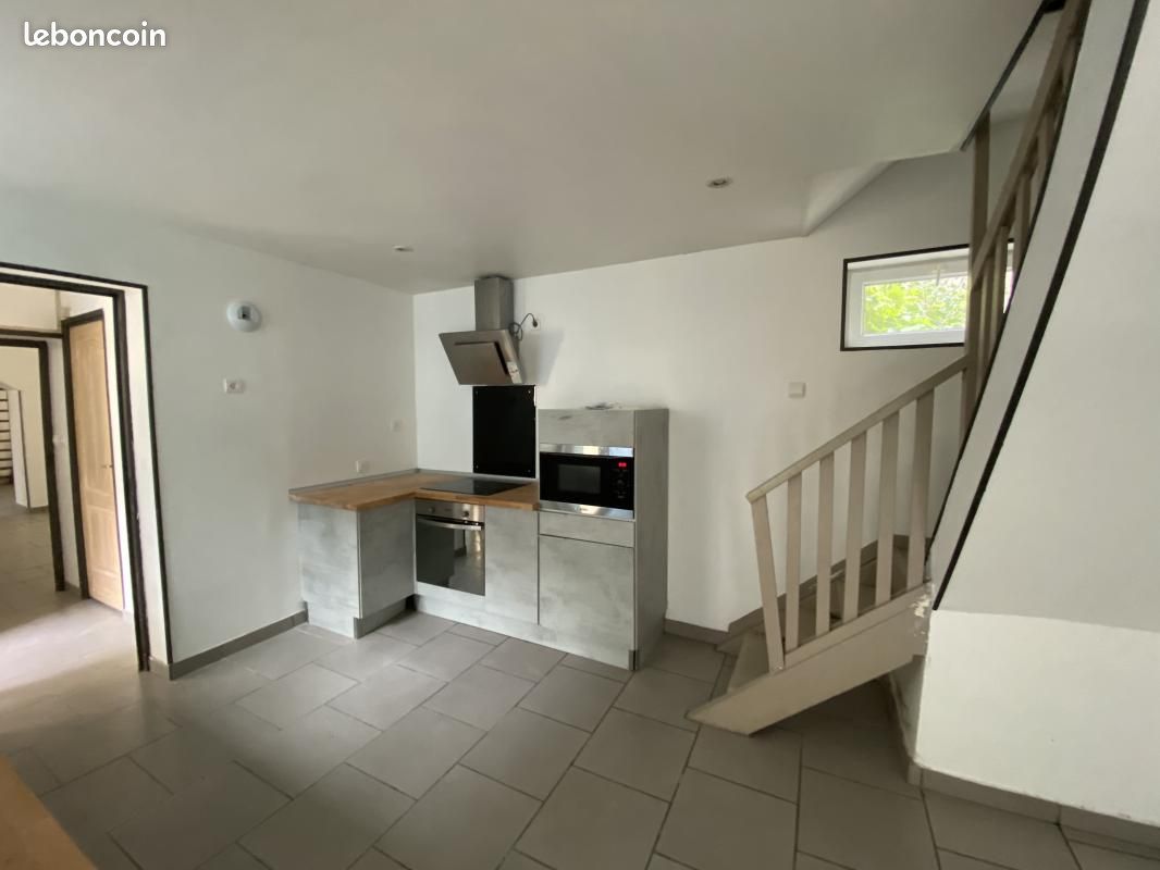 Appartement 5 pièces 118 m² · à Condé-sur-l'Escaut · 118 m² · 970 €/mois