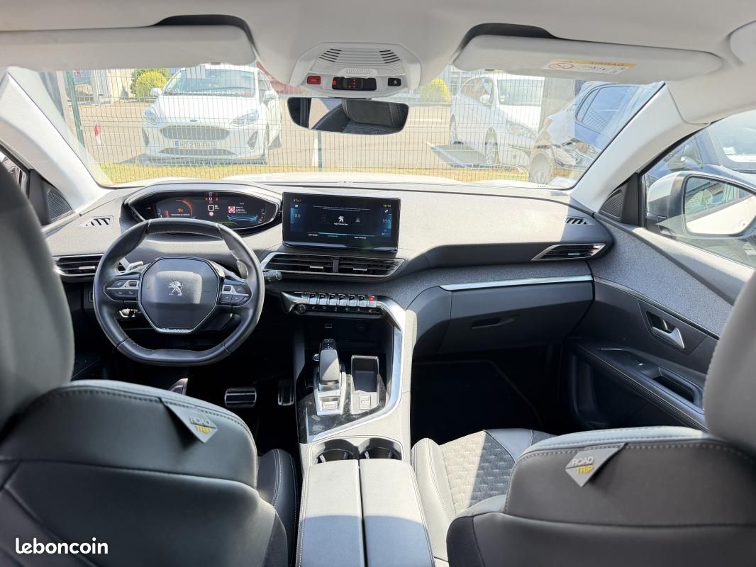 Peugeot 3008 HYBRID 225ch Roadtrip (image 5)