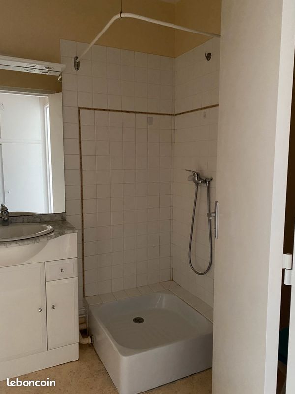 Appartement à louer dans résidence - Poitiers Gibauderie - T1 de 28m2 - Poitiers 86000 (image principale 2)