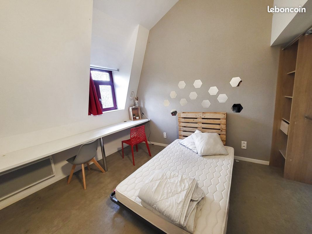 Appartement 1 pièce 11 m² · à Amiens · 11 m² · 390 €