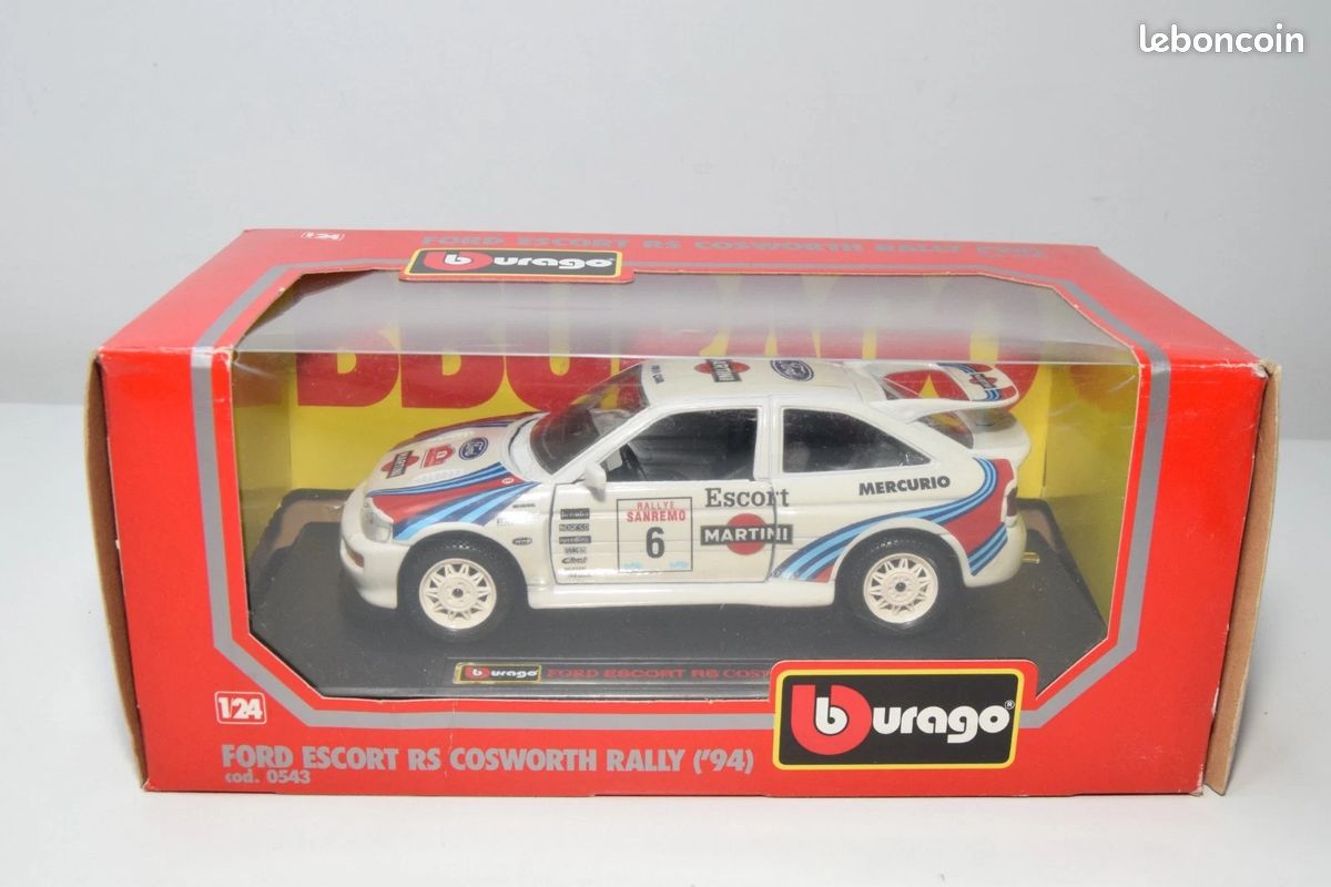 BBURAGO FORD ESCORT XR3 1:24 in Box Burago EUR 43,99 - DE