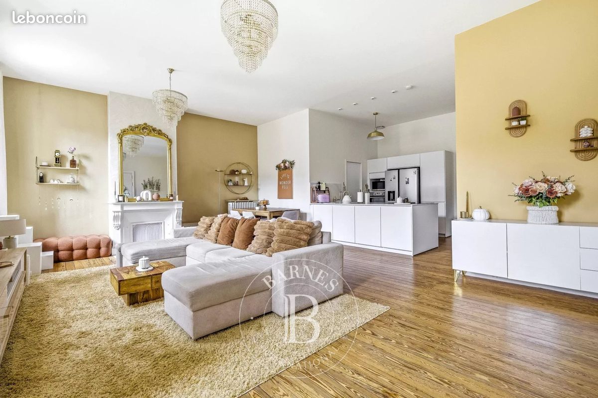Appartement 5 pièces 146 m² · à Bordeaux · 146 m² · 807 000 €