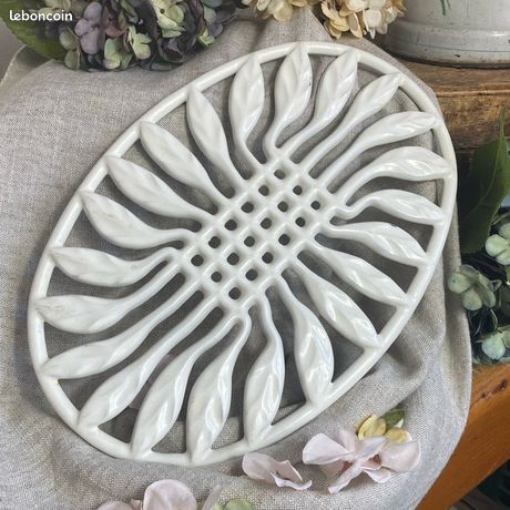 Dessous De Plat Vintage En Fonte émaillée – épis De Maïs, INVICTA FRANCE, Bleu