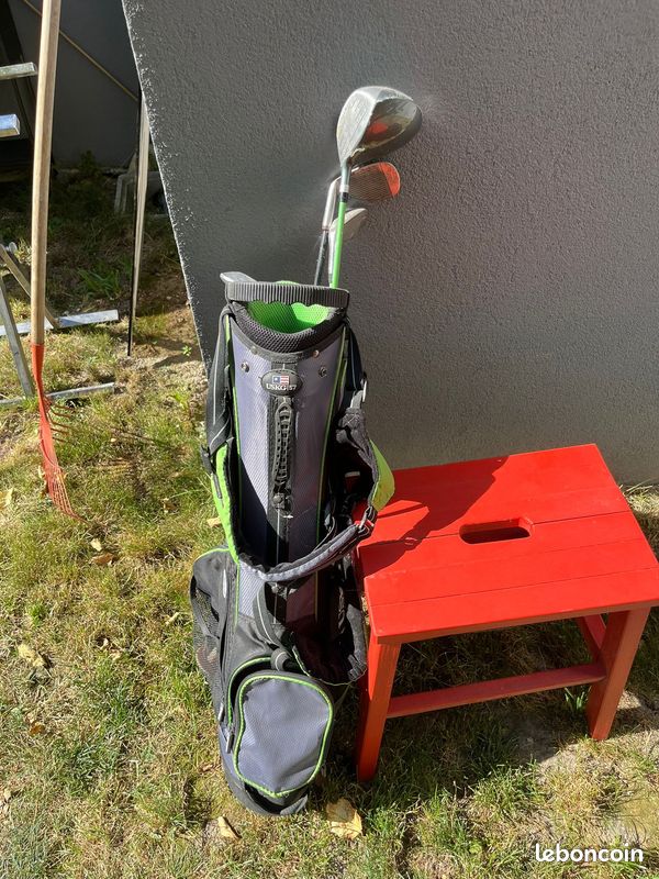 Sac de golf avec 4 clubs junior (image 1)