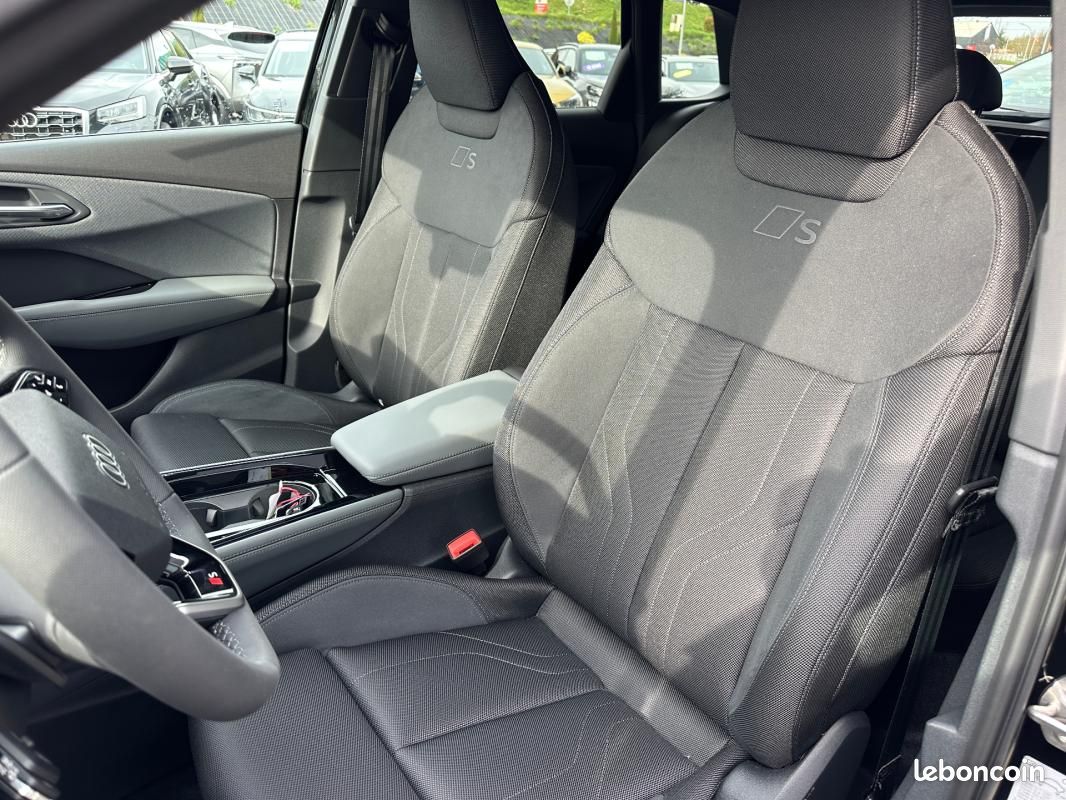 Audi Q3 DIESEL TDI 150 ch S tronic 7 S line (image 8)