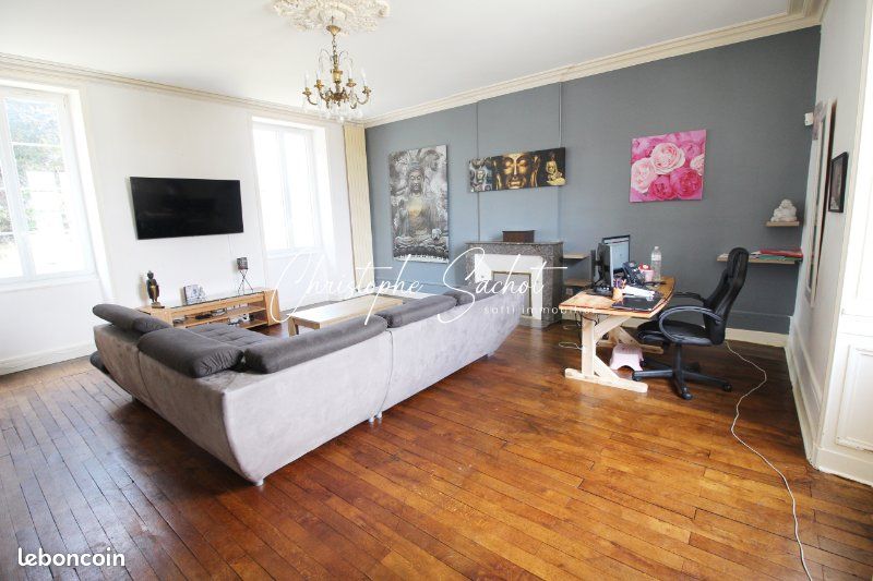 Maison 7 pièces 170 m² - Saint-Martin-de-Bernegoue 79230 (image 3)