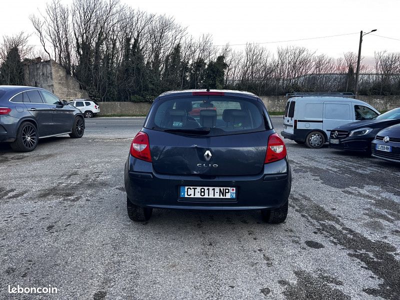 Renault CLIO III 1.2 TCE 100CH INITIALE 5P (image 6)