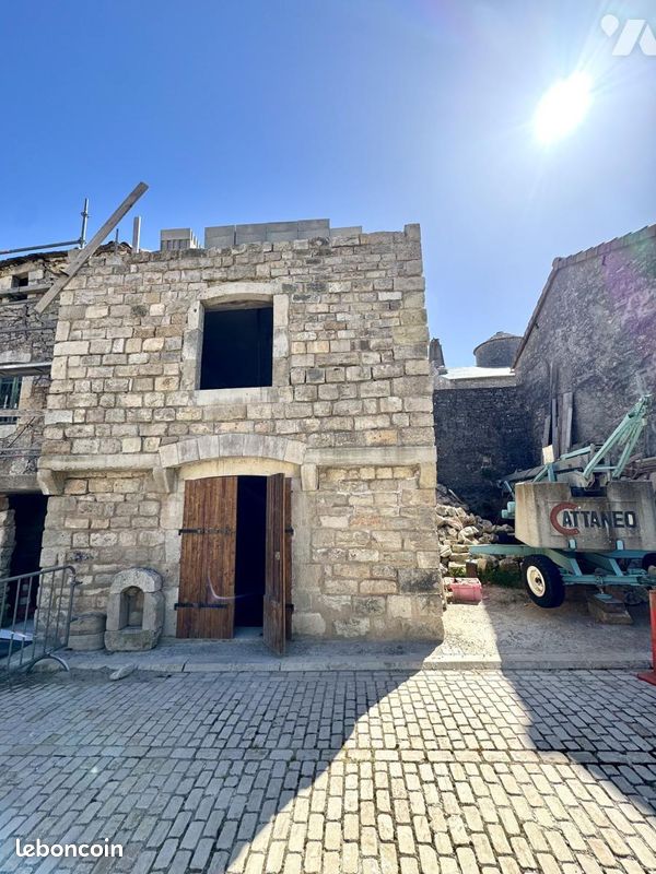 Maison 3 pièces 129 m² · à La Cavalerie · 129 m² · 40 000 €