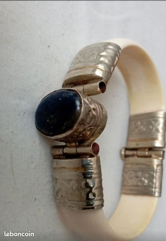 Très ancien bracelet en os et argent (image 5)