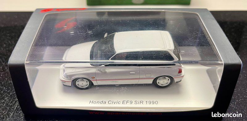 Miniature Spark S5453 – Honda Civic EF9 SiR 1990 – Échelle 1/43 – Neuve