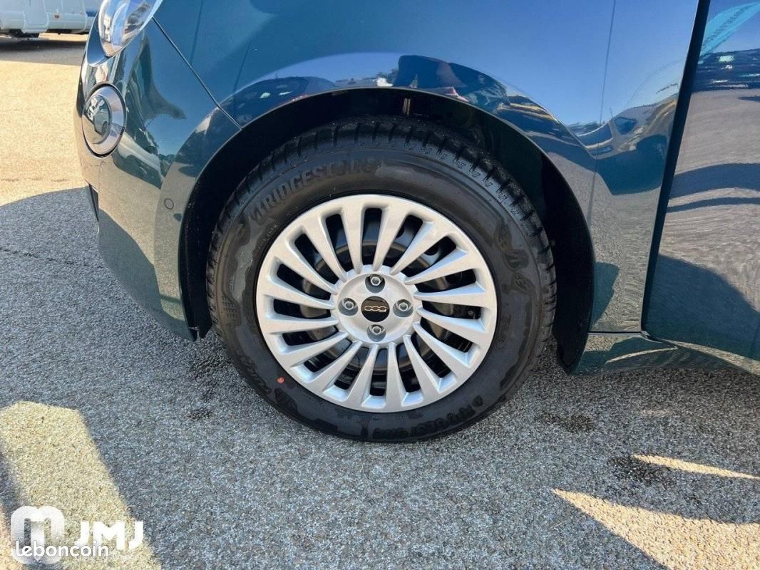 Fiat 500 500e Berline e 95 ch Pack Tech (image 11)