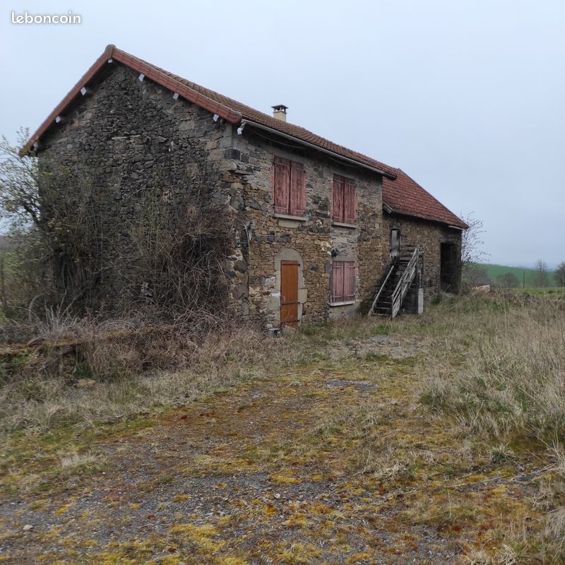Maison 4 pièces 80 m² · à Pontaumur · 80 m² · 95 000 €
