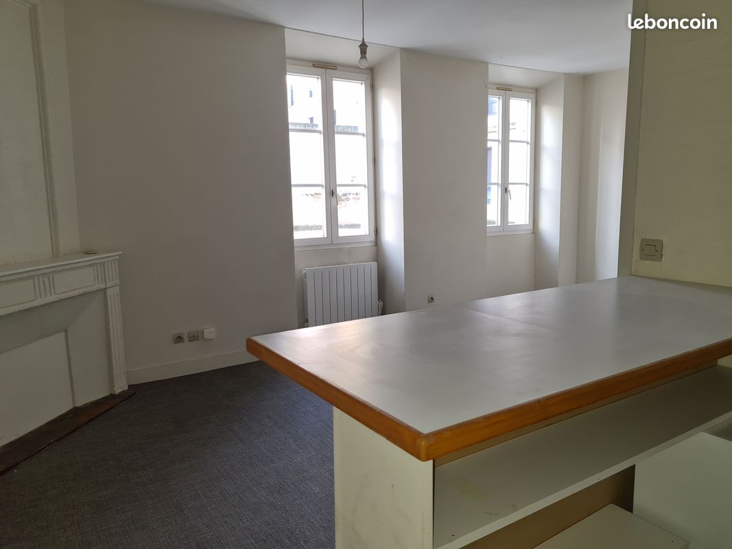 Appartement 1 pièce 30 m² · à Angoulême · 30 m² · 440 €