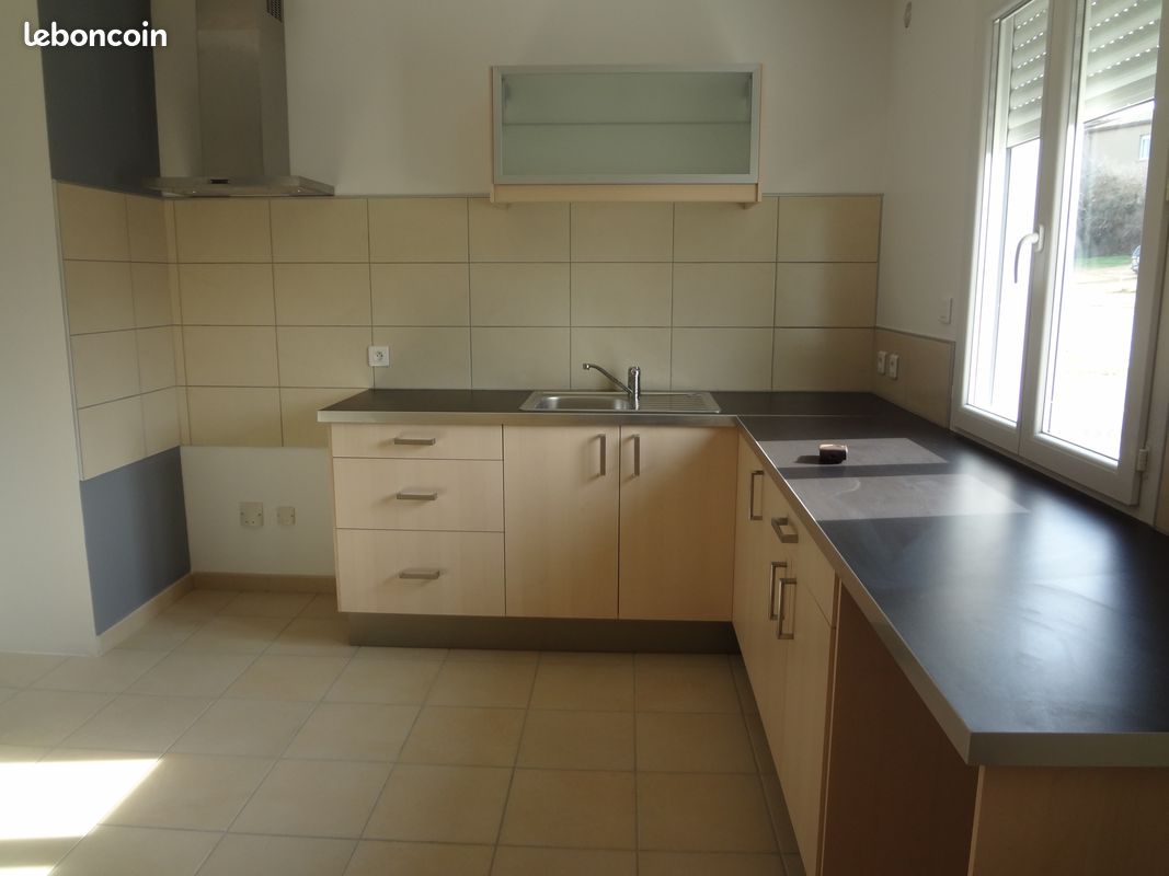 Maison 3 pièces 82 m² · à Palaja · 82 m² · 760 €