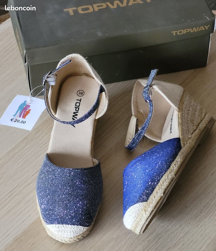 Espadrilles Femme neuves, talon compensé P38 (image 2)