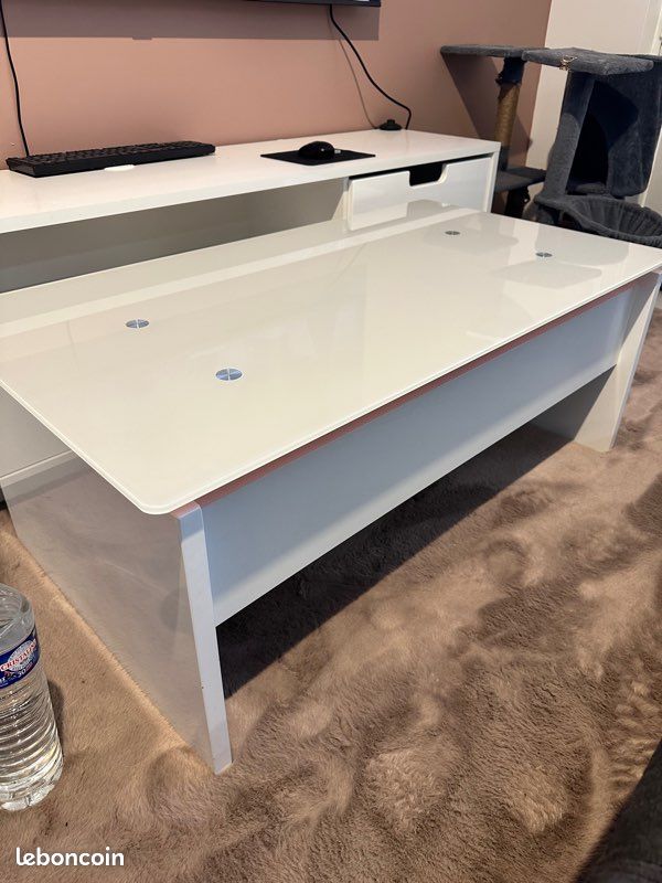 Table basse rectangulaire avec plateau relevable (image 1)