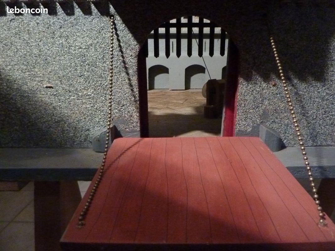 Château fort fabrication artisanale (image 6)