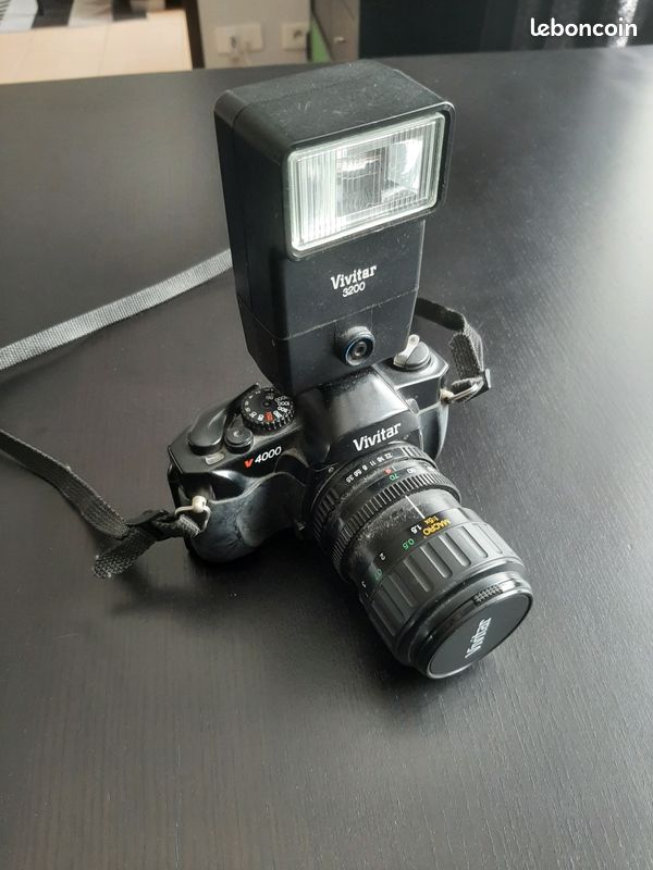 Vends appareil photo argentix Vivitar avec flash (image 1)