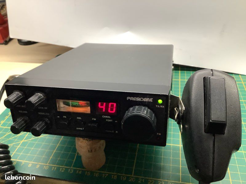 Radio CB President Valery Avec Micro Et Antenne – Pour Pièces (grésille)
