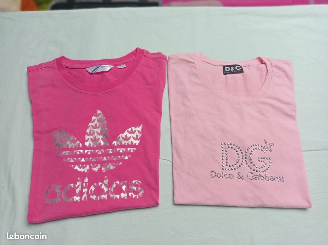 2 t-shirts femme t :38/40 adidas et D&G (image 1)