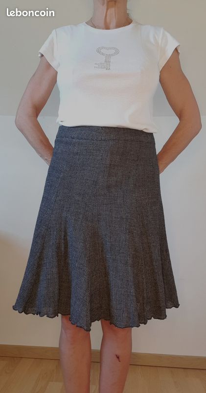 Jupe trapèze grise taille 38 40 º©º TBE Vêtements