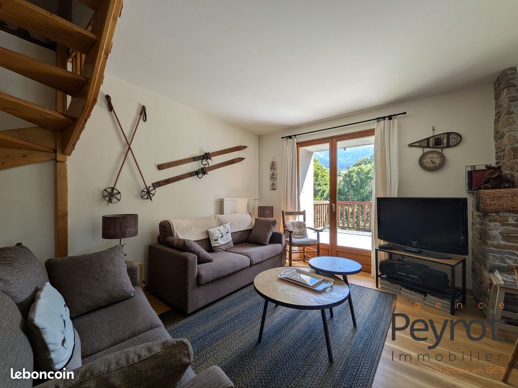 Maison 9 pièces 215 m² · à La Cabanasse · 215 m² · 540 000 €