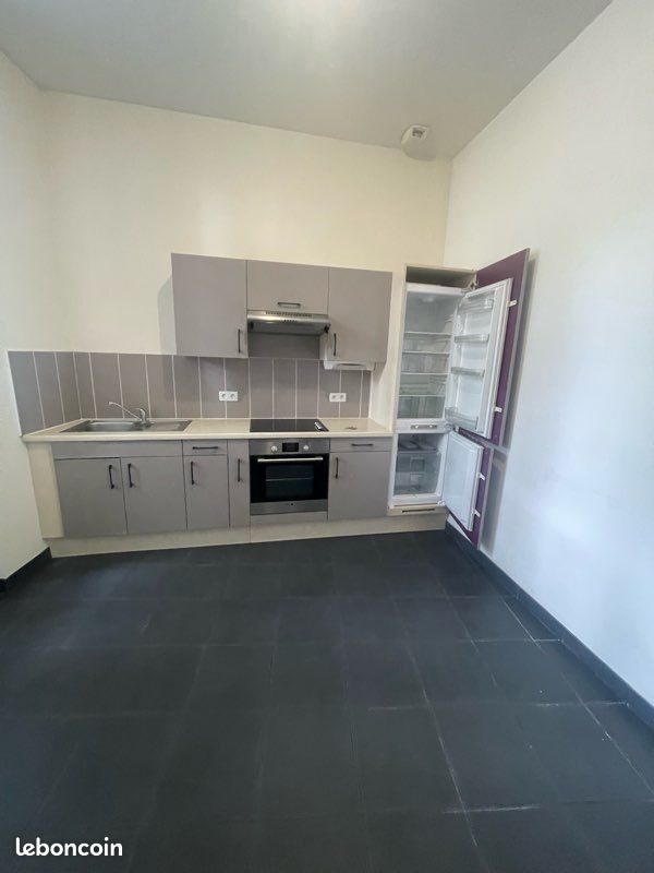 Appartement 4 pièces 95 m² · à Figeac · 95 m² · 900 €