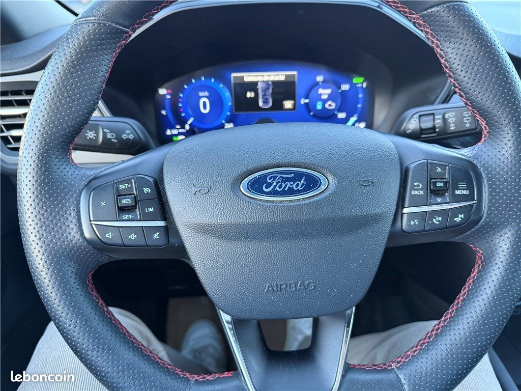 Ford Kuga III 2.5 DURATEC 190 CH FLEXIFUEL FHEV E85 POWERSHIFT ST-Line (image 10)