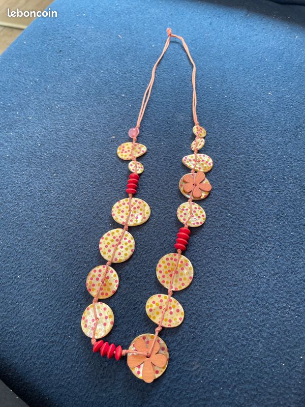 Collier ancien nacre et bois (image 3)