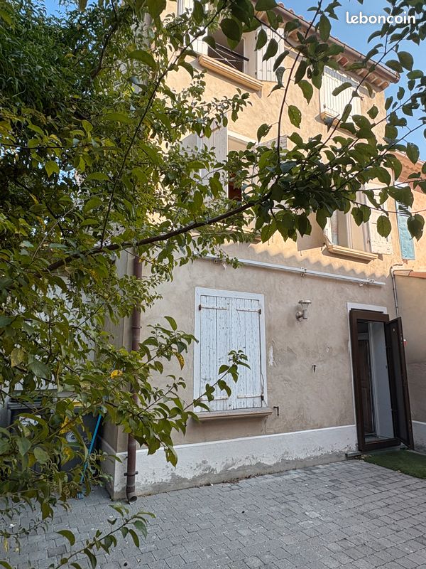 Maison 2 pièces 70 m² · à Six-Fours-les-Plages · 70 m² · 294 500 €