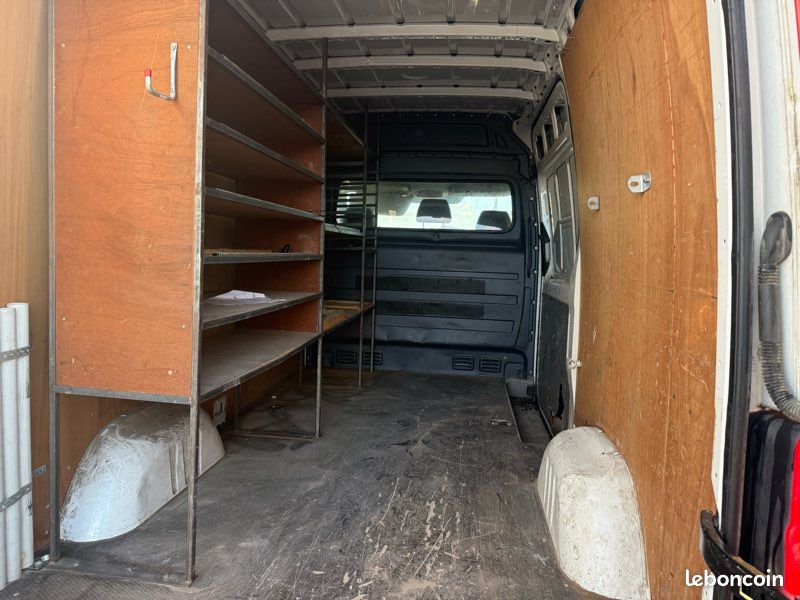 Volkswagen CRAFTER L2H2 2.0 TDI 109CH (image 5)