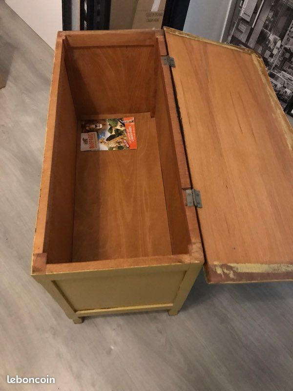 Coffre de rangement en bois solide (image 2)