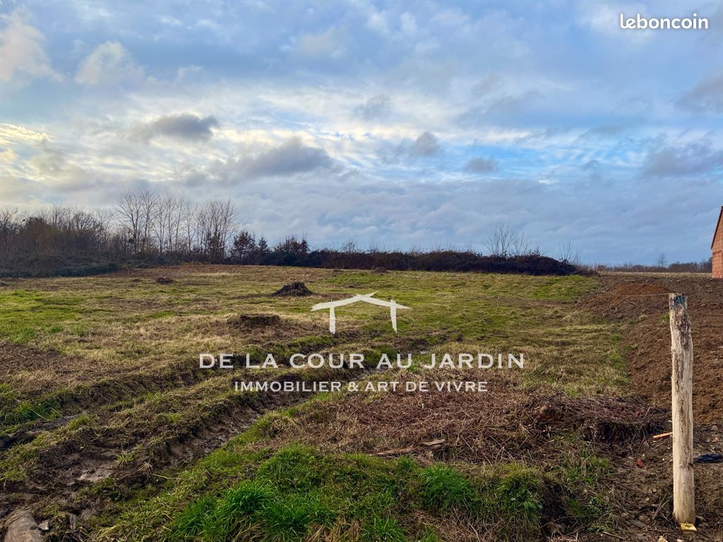 Terrain 1061 m² · à Vonges · 1 061 m² · 40 000 €