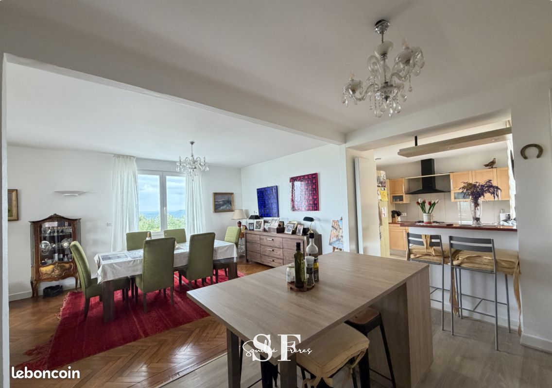 Propriété 5 pièces 230 m² (image 7)