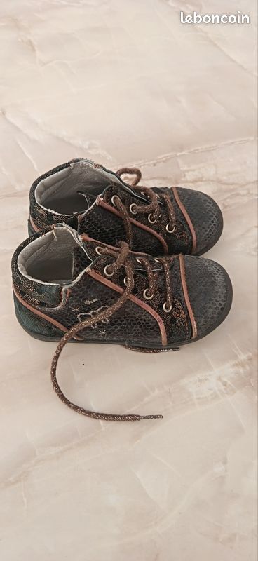 Bottines fille CATIMINI pointure 23 (image 1)