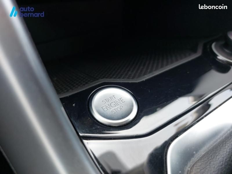 Volkswagen T-Roc 2.0 TDI 150ch Life Plus DSG7 (image 18)