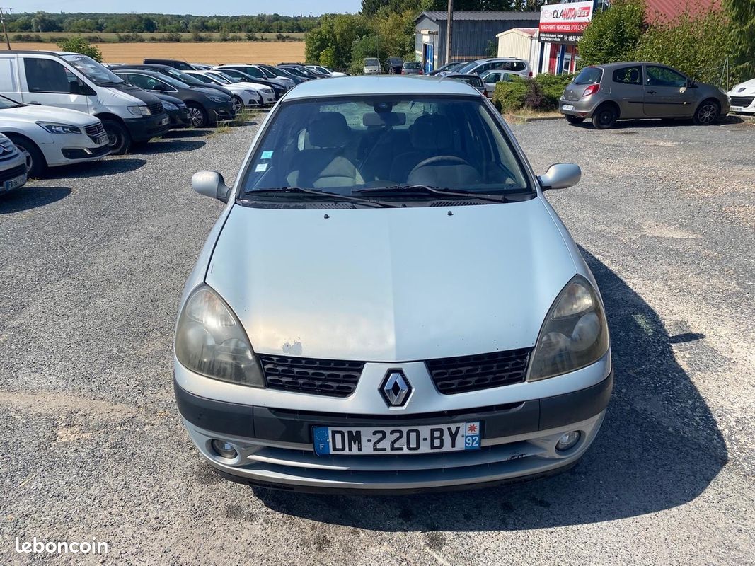 RENAULT Clio II 1.5 dci 65cv luxe privilège 224050km (image 8)