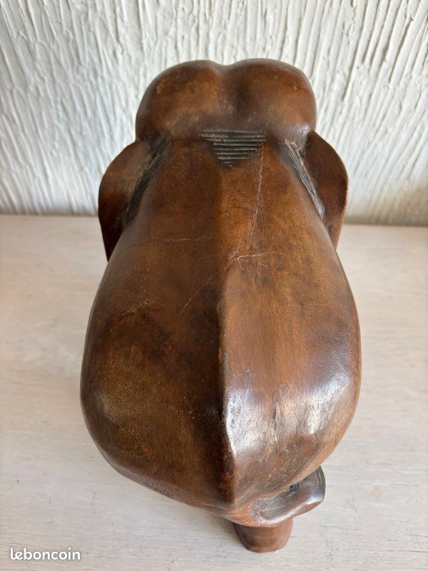 Sculpture d'éléphant en bois massif sculpté à la main (image 6)